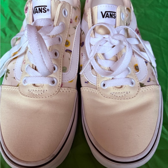 Vans Shoes - Vans Cream Low-Top Sneakers with Floral Accents